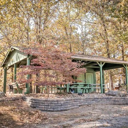 Resort Home On Half A Wooded Acres Sleeps Up To 14 Firepit For Smores Hot Springs Eksteriør bilde